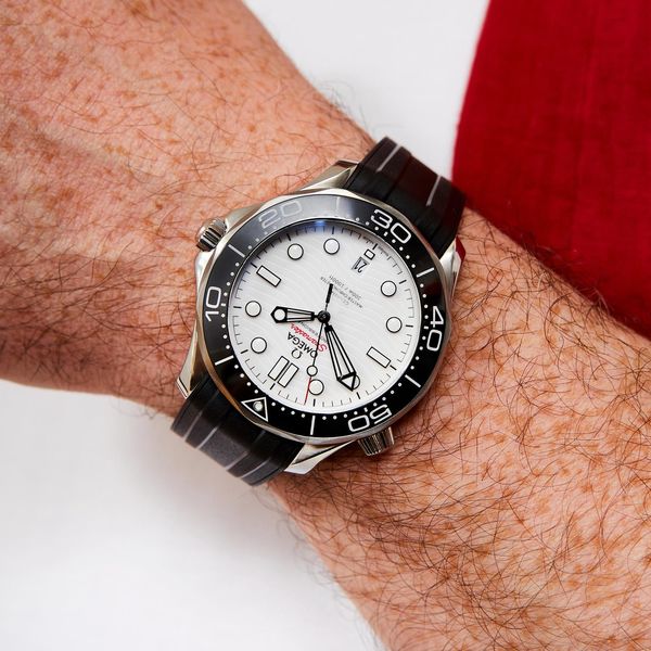 Omega Seamaster Diver 300m 210.32.42.20.04.001